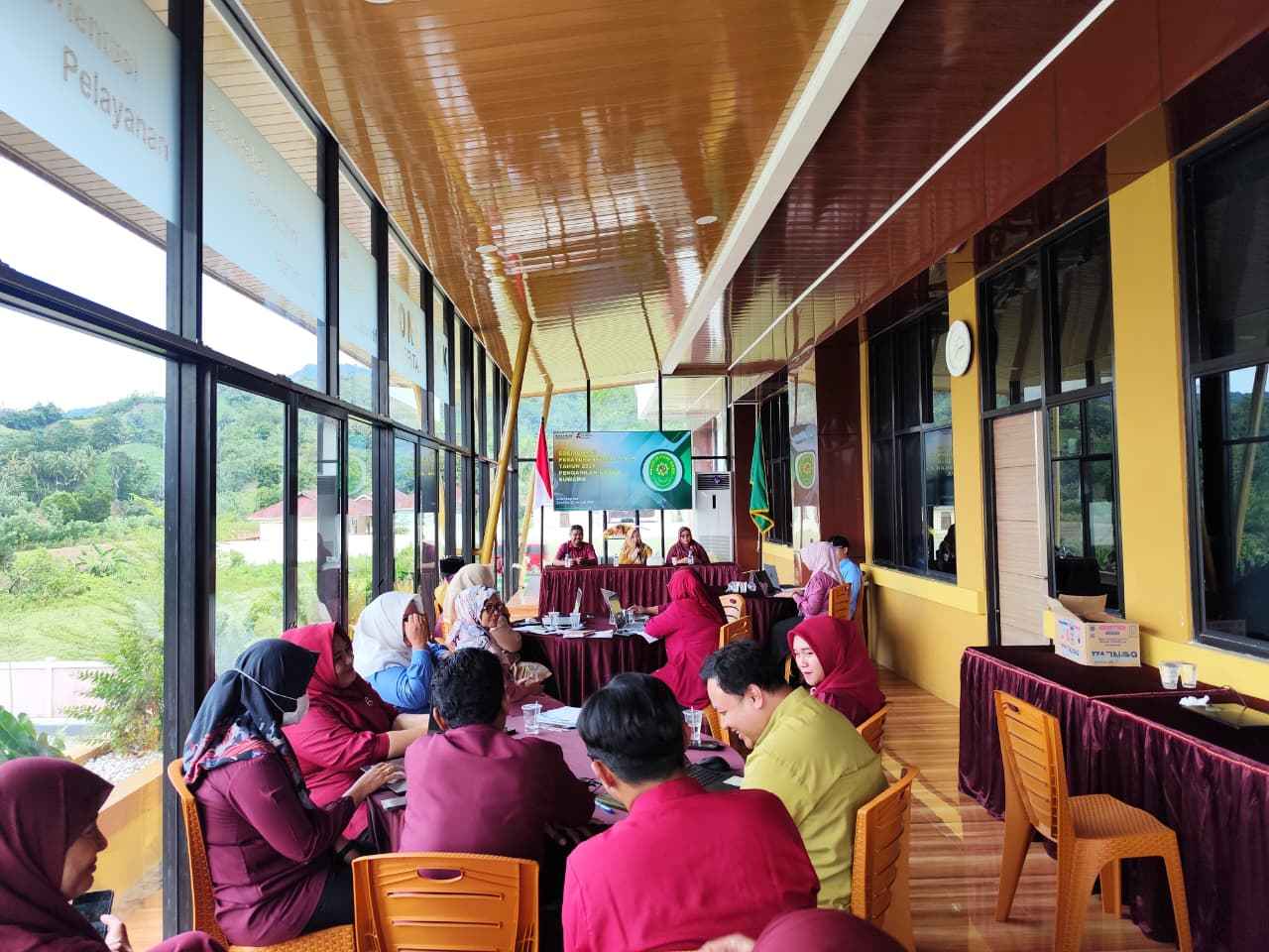 0201 Rapat 11zon