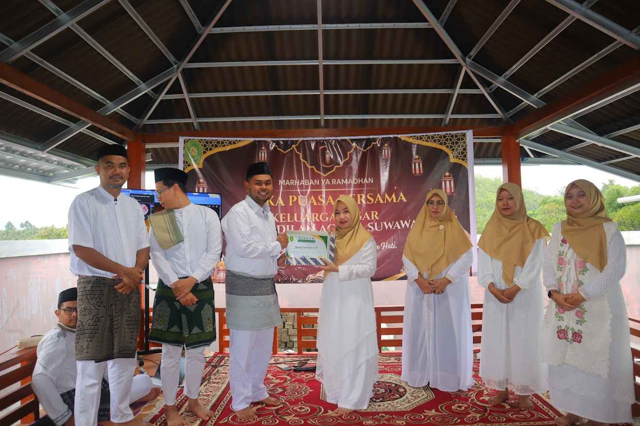 0503 PenghargaanPegawai2 11zon