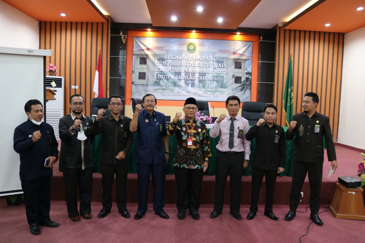 pembinaan15121