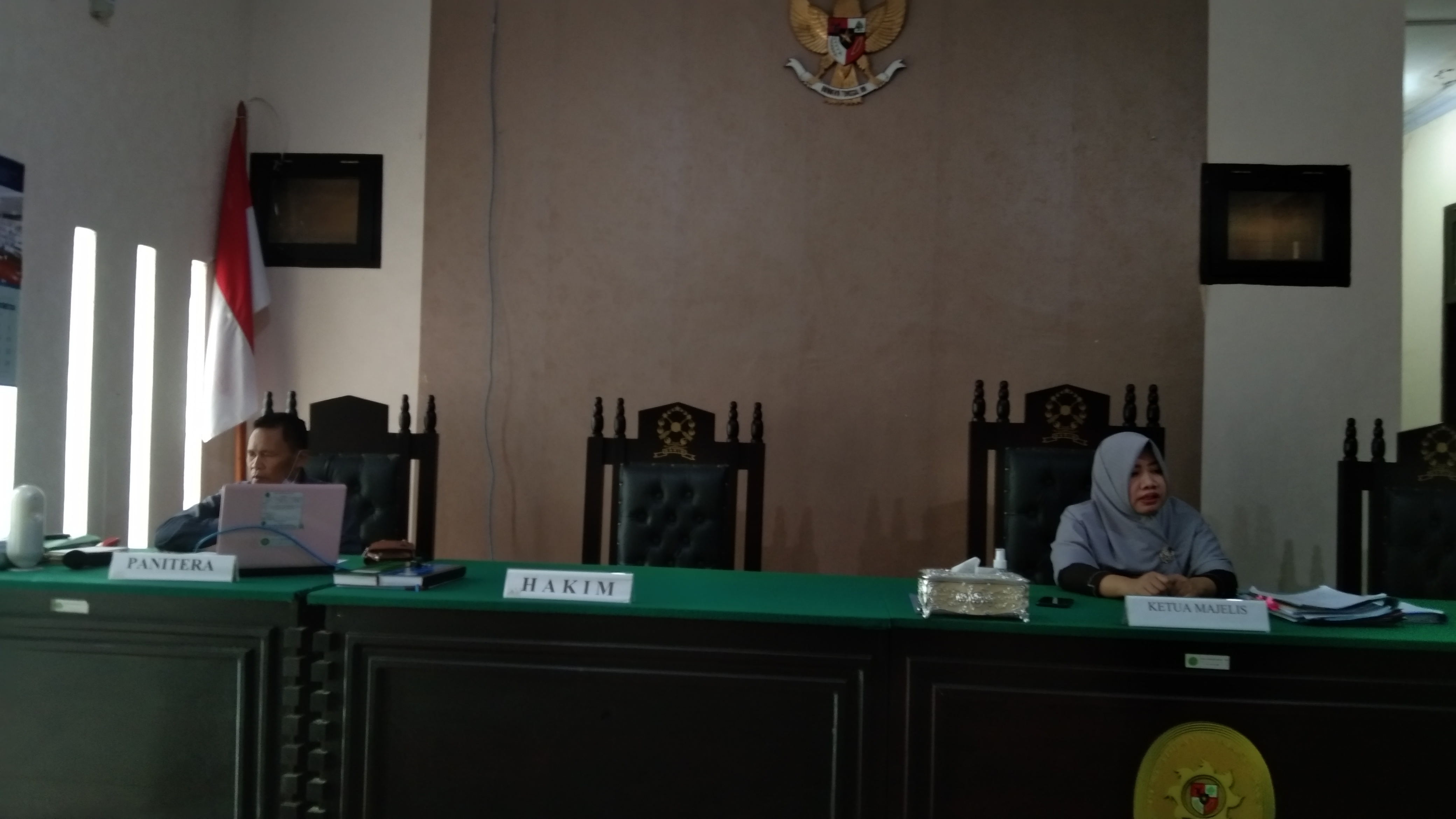 rapat1